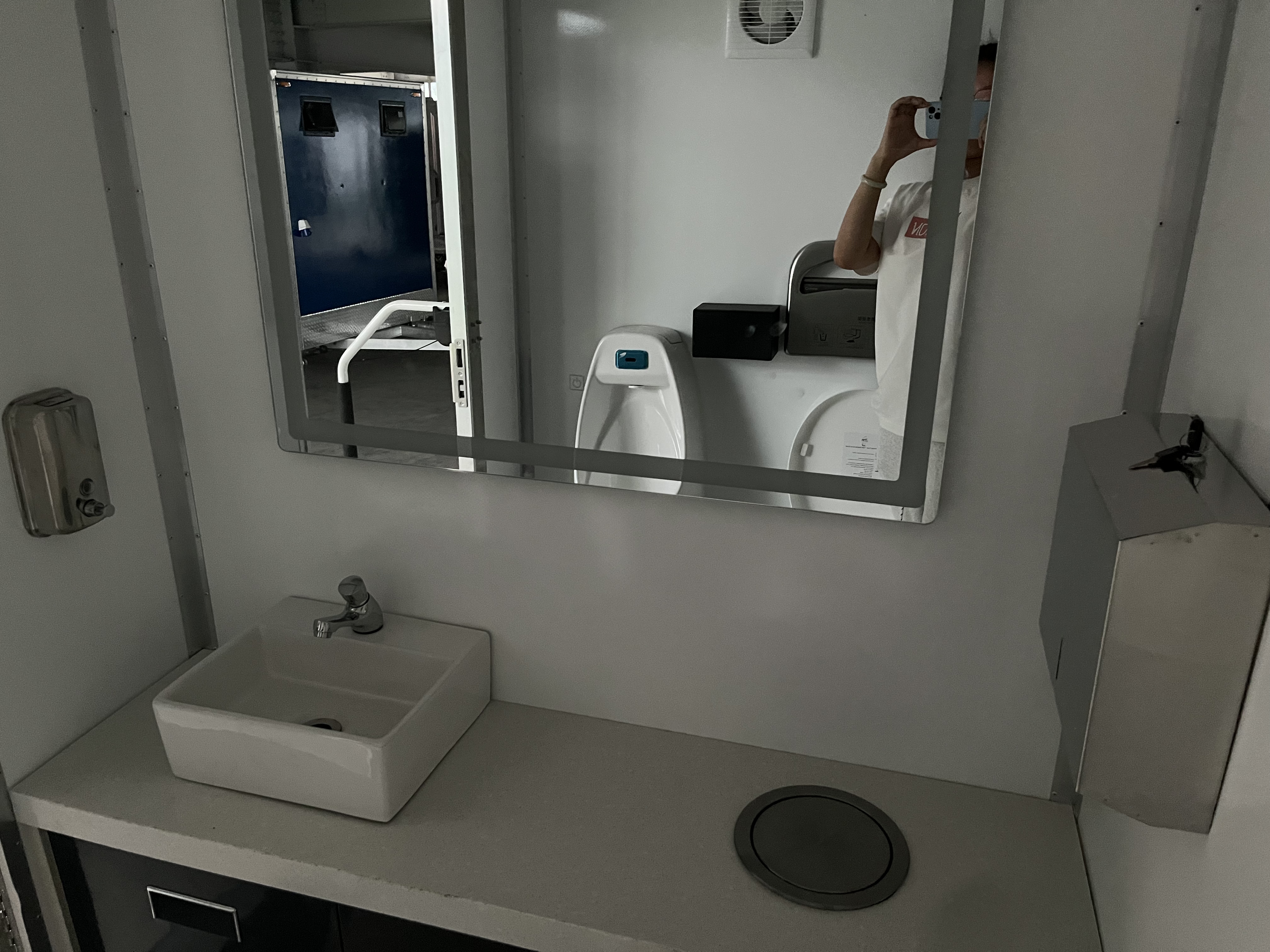 Restroom Trailer 8ft interior