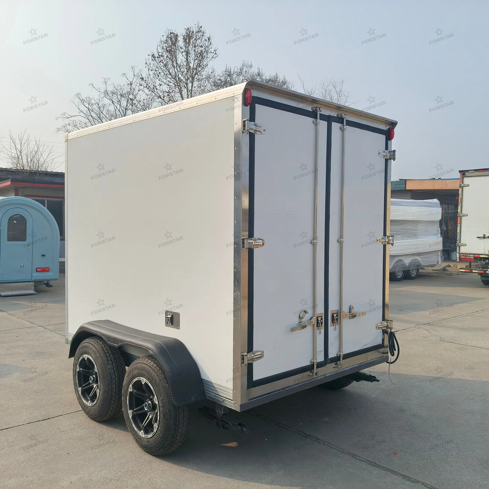 SC260 2 Door Mobile Refrigerated Cold Room Trailer gallery image 6