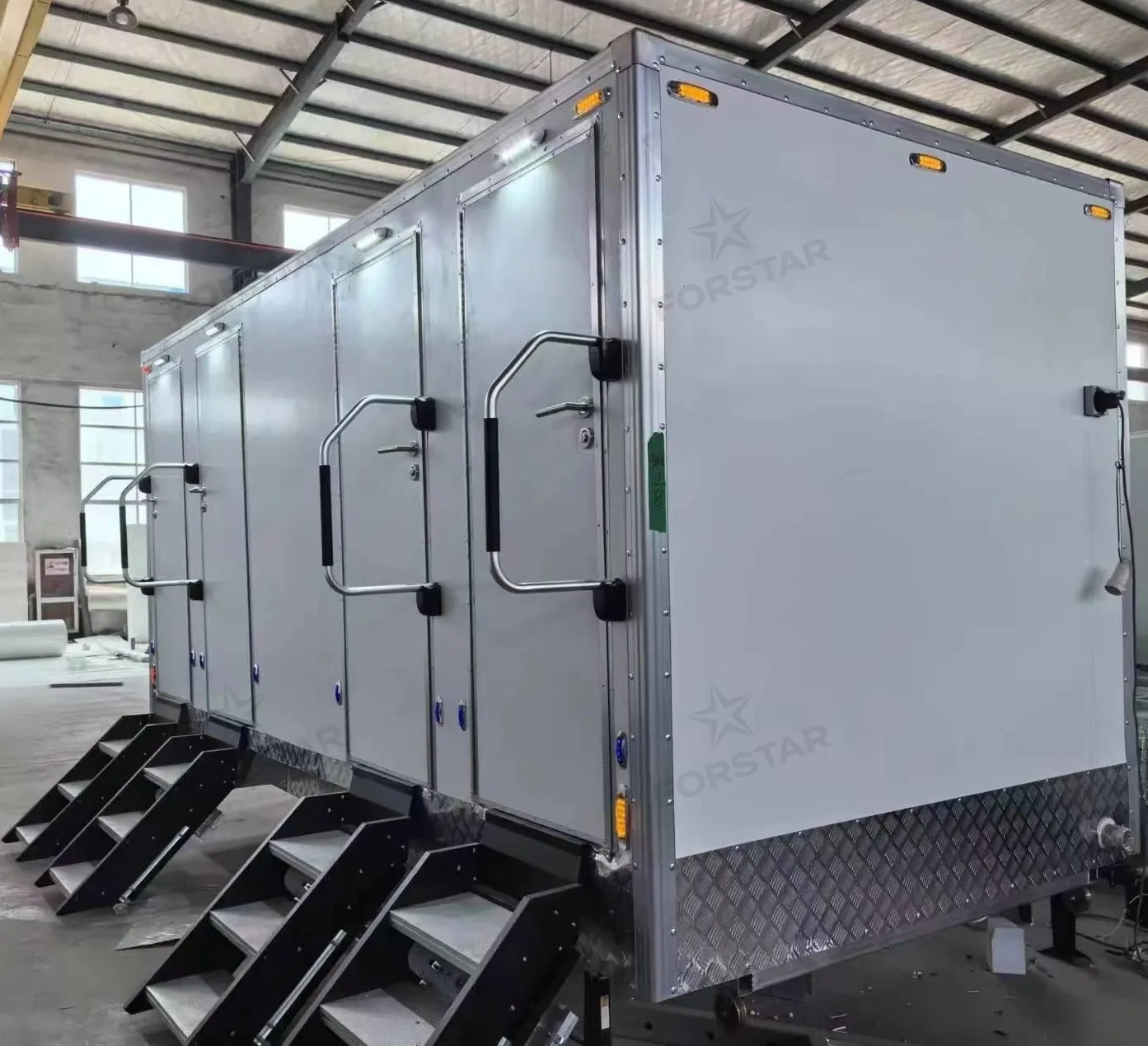 SK480C 4 Door 4 Station Restroom Trailer gallery image 1
