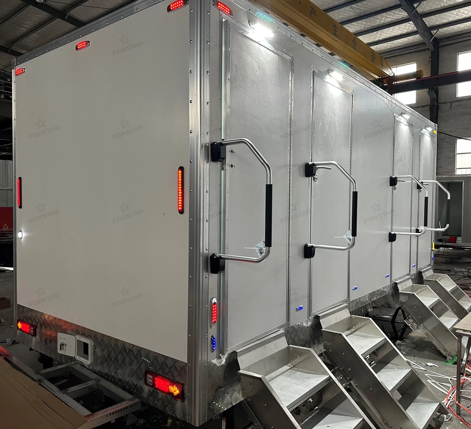SK480C 4 Door 4 Station Restroom Trailer gallery image 5