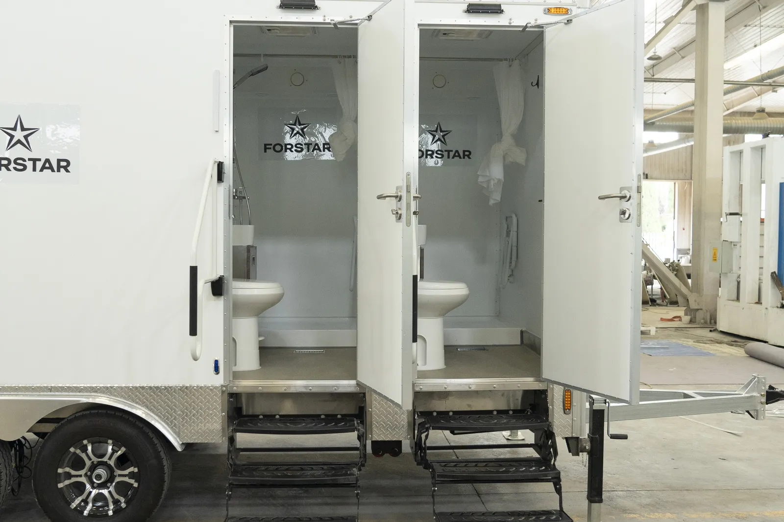 SK480S 4 Door 4 Station Restroom & Shower Combo Trailer gallery image 2
