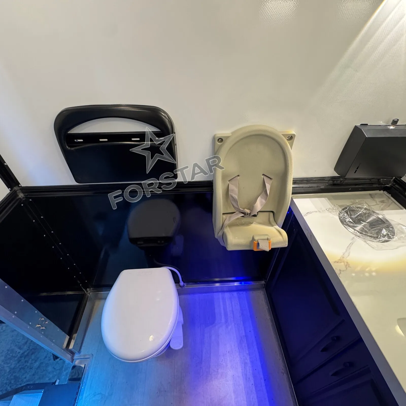 ST330 2 Door 3 Station Luxury Restroom Trailer gallery image 5