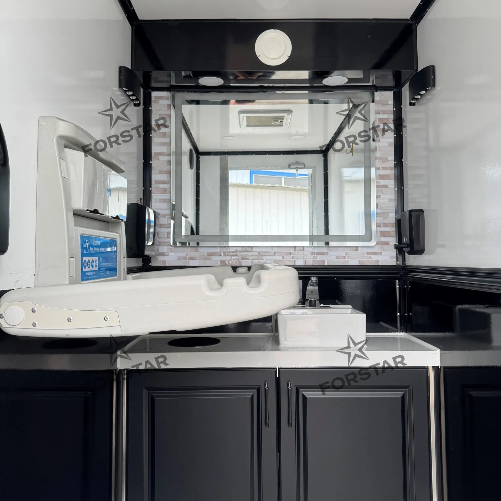 ST450 3 Door 4 Station Luxury Restroom Trailer gallery image 6