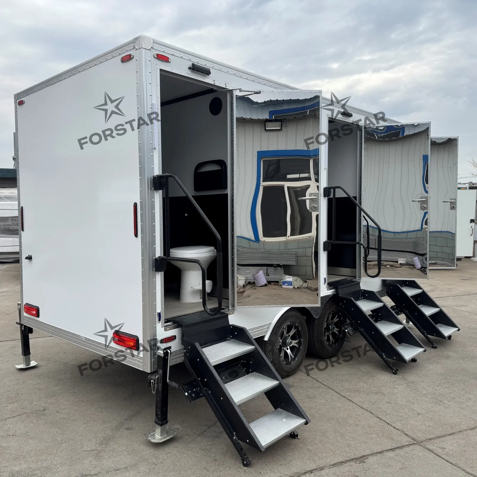 ST450 3 Door 4 Station Luxury Restroom Trailer gallery image 3