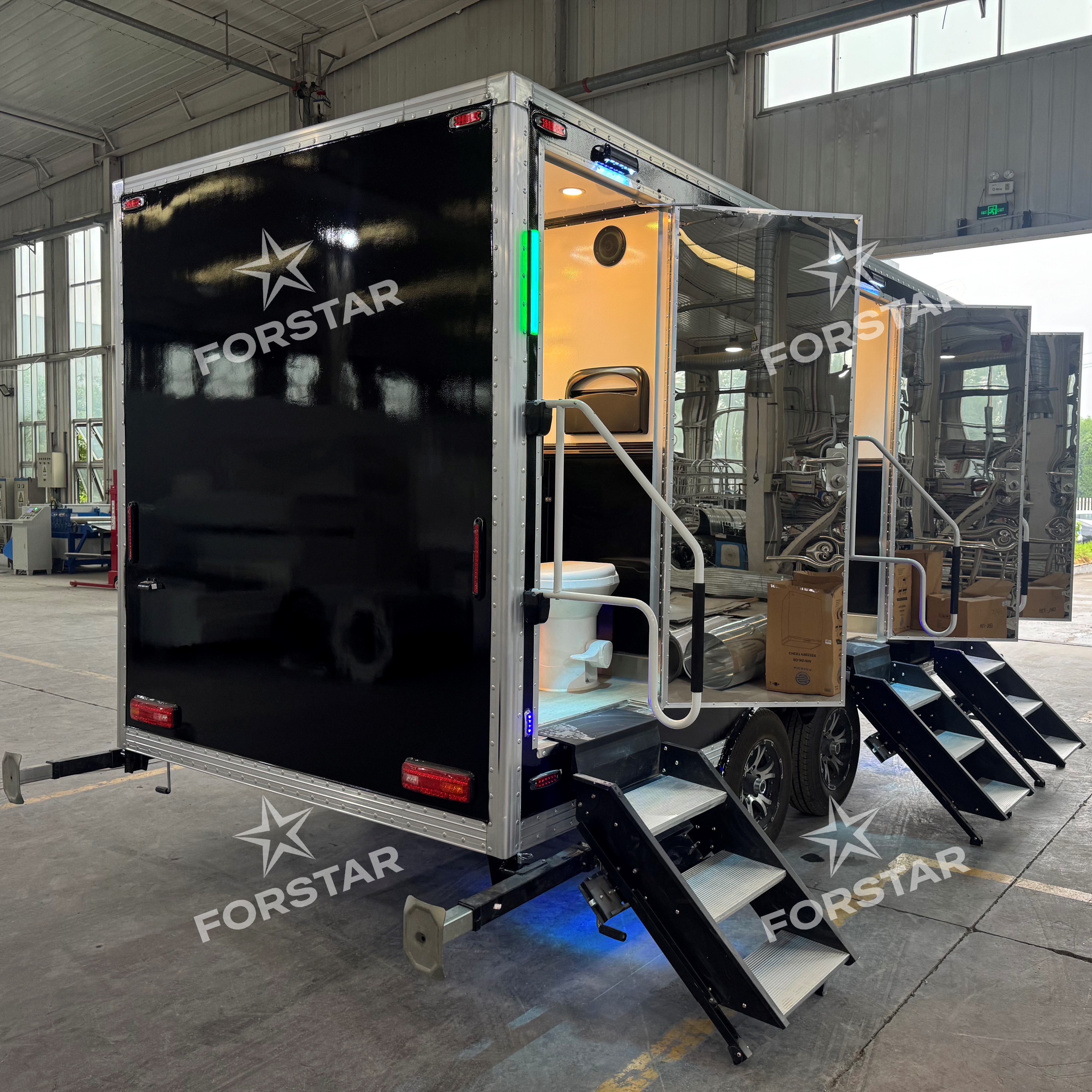 ST450 Black 3 Door 4 Station Luxury Restroom Trailer gallery image 3