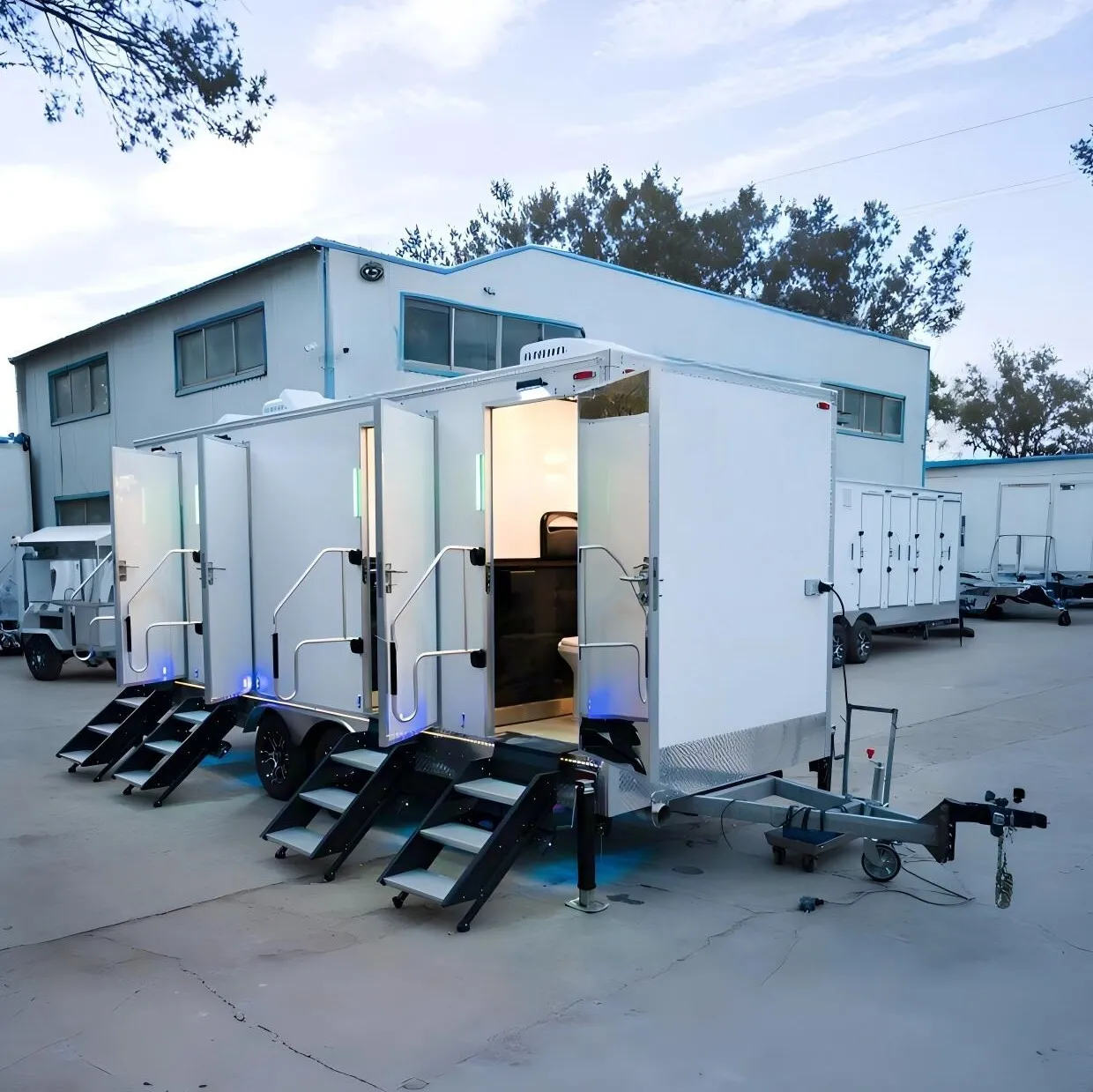 ST550 4 Door 5 Station Luxury Restroom Trailer gallery image 4