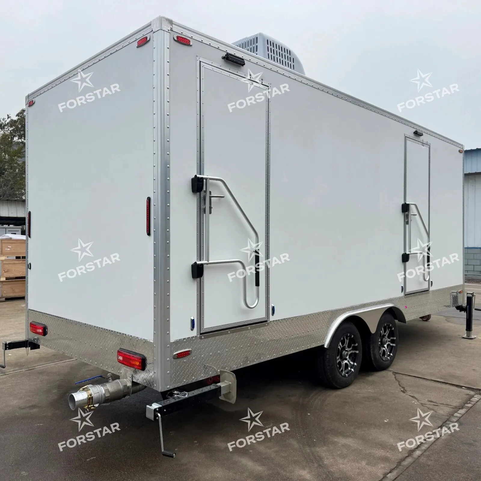ST600 2 Door 7 Station Commercial Restroom Trailer gallery image 8